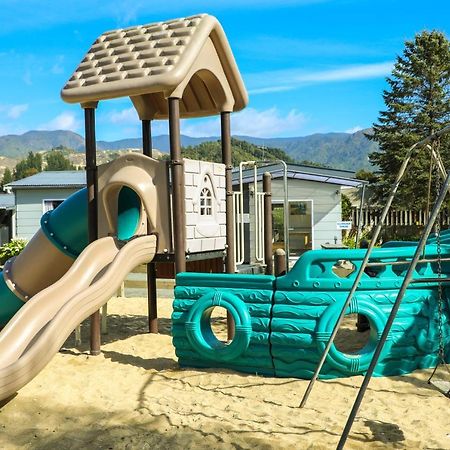 Marahau Beach Camp Bagian luar foto